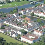Hessischer Hof Hotel 3*
