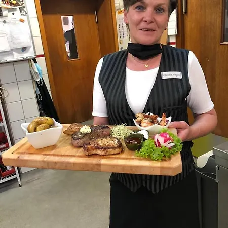 Ξενοδοχείο Hessischer Hof 3*