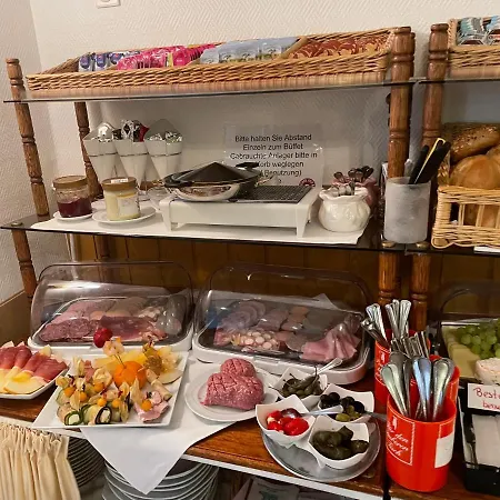 Hessischer Hof Ξενοδοχείο 3*