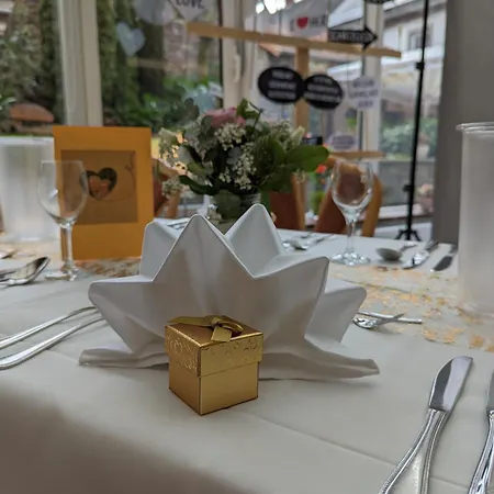 호텔 Hessischer Hof 3*