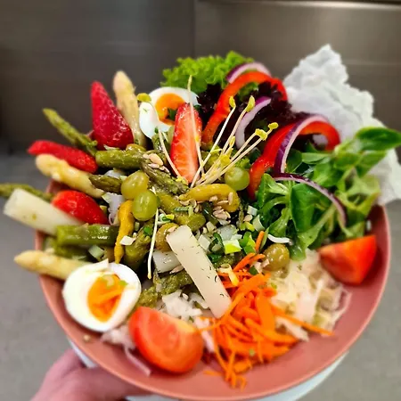 Ξενοδοχείο Hessischer Hof 3*