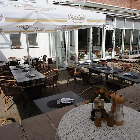Hessischer Hof 3* Бад-Карлсхафен
